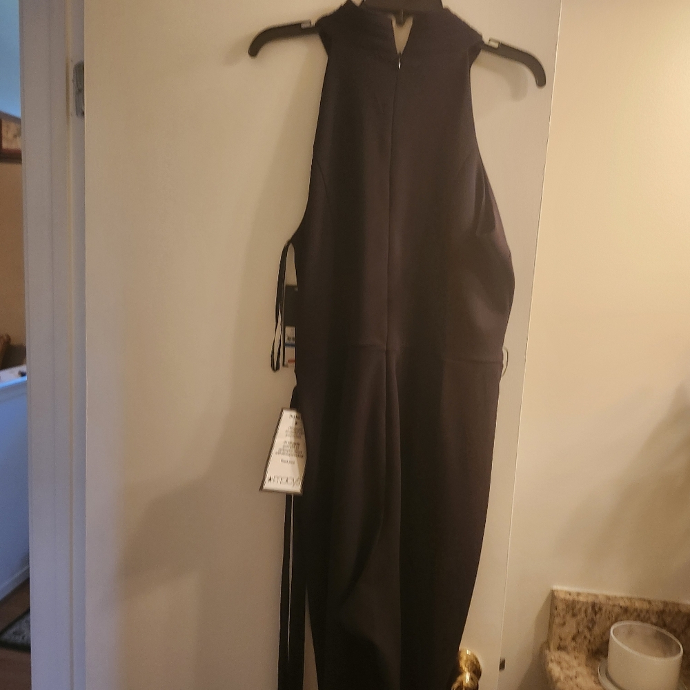 Jumpsuit - Picture 3 of 4